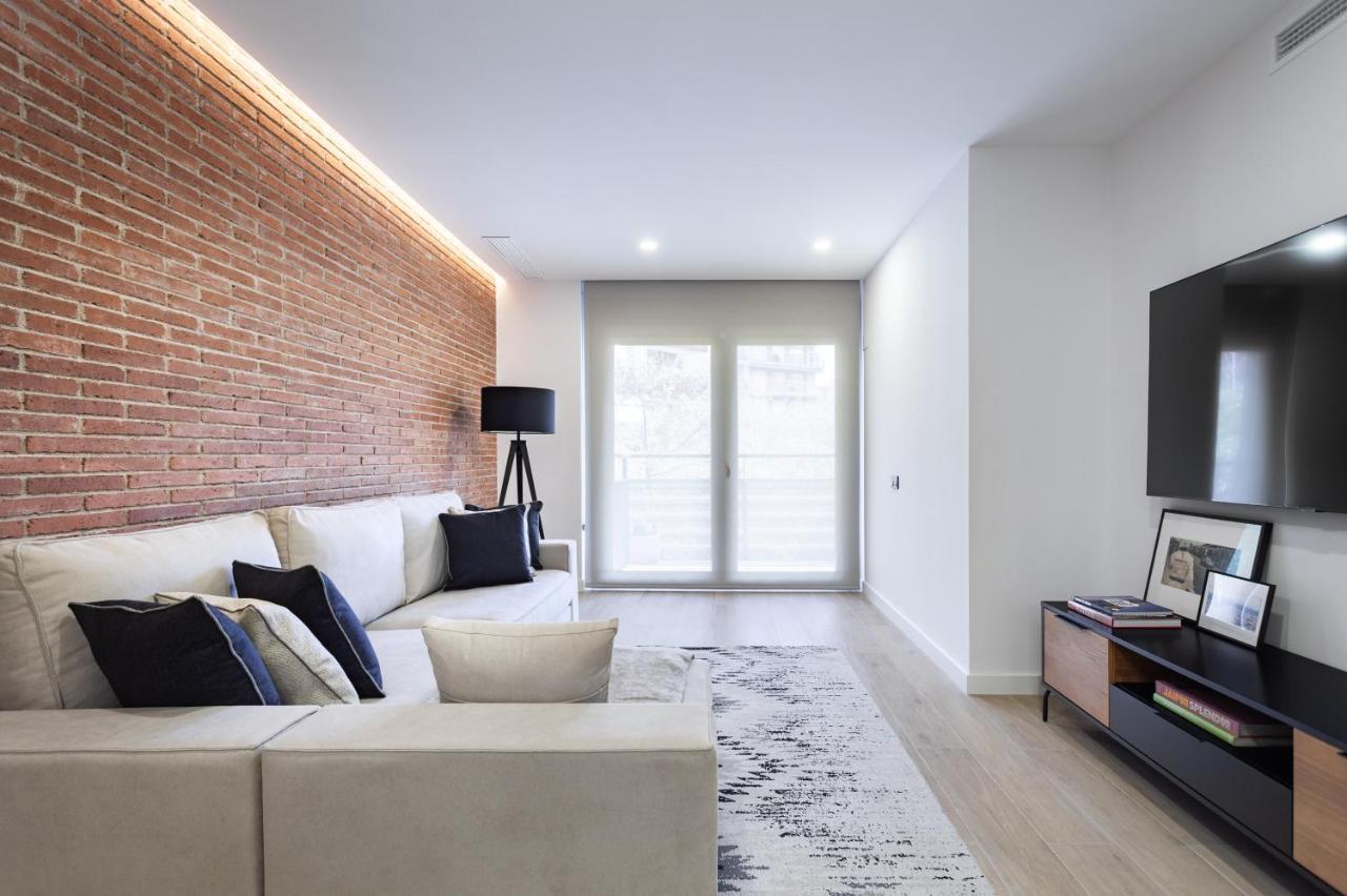 Apartsnoubcn Equador Les Corts Barselona Dış mekan fotoğraf